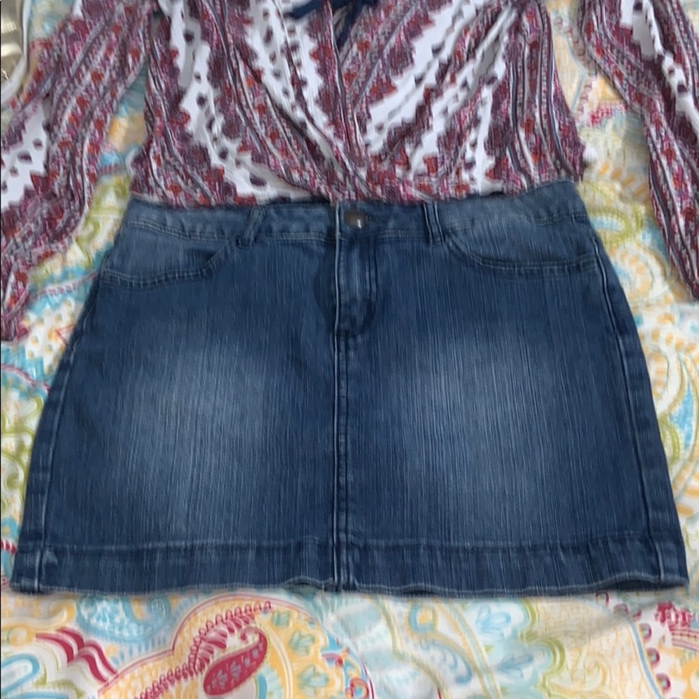 Adam Levine mini jean skirt